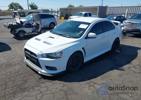 2011 Mitsubishi Lancer Evolution Gsr z USA, uszkodzony, nr VIN JA32W8FV3BU046554